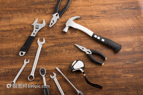 五金修理工具与科技商务活动策划 技术应用与创新服务的融合